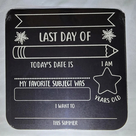 🆕First Day of School & Last Day of School Reversible & Reusable Chalkboard - Picture 2 of 5